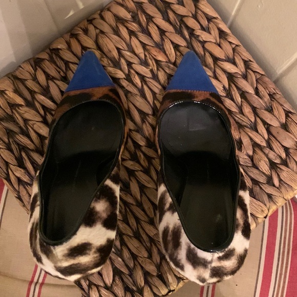 Giuseppe Ponyhair Pointed Toe Pumps - Picture 11 of 15